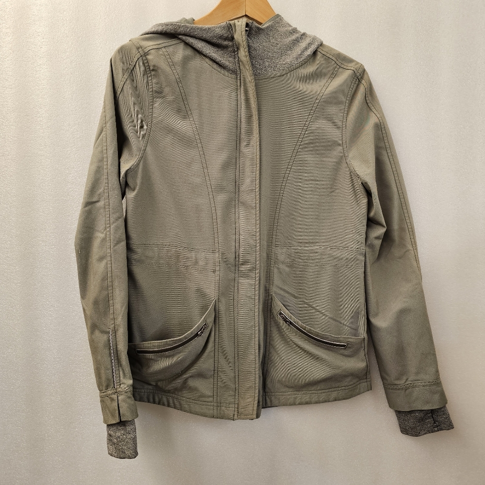 Ivivva green lightweight jacket
